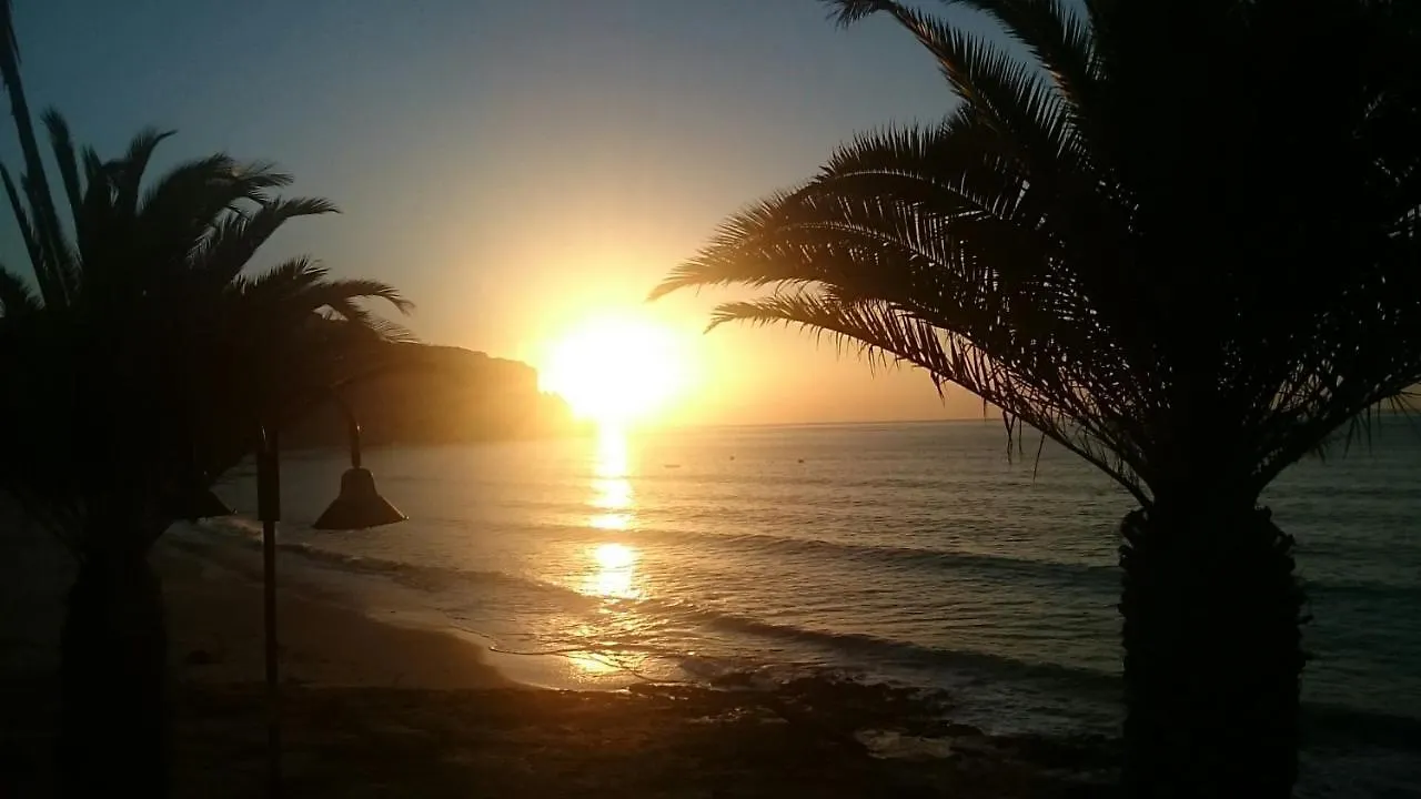 Beach Front/Waterside Apartment Praia Da Luz