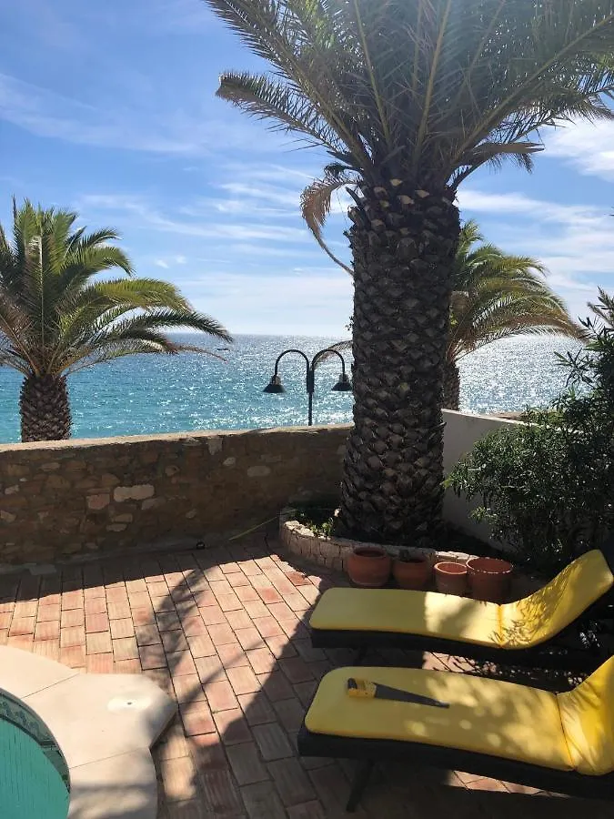 Beach Front/Waterside Apartment Praia Da Luz