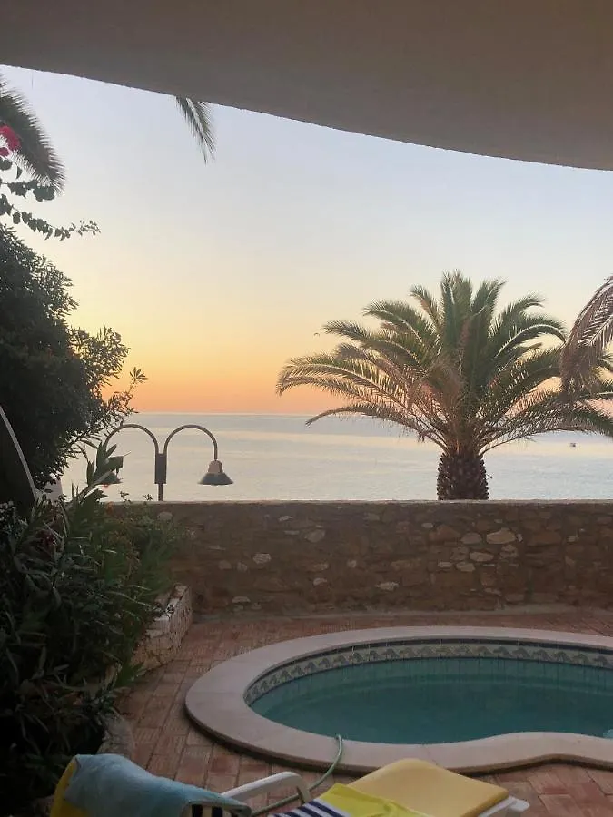 Beach Front/Waterside Apartment Praia Da Luz 0*,  Portugalia
